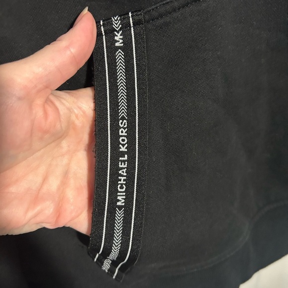 Michael Kors MK Men’s Large Black Hooded Sweatshirt Tape Logo Hoodie - Picture 3 of 13